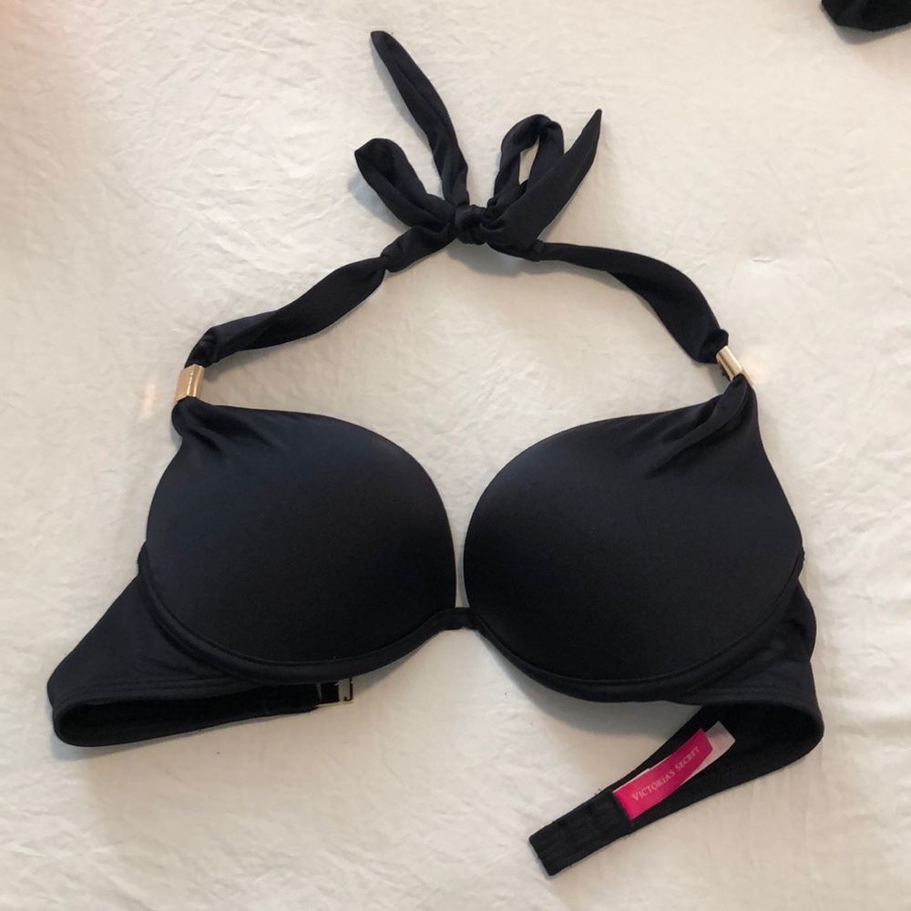 Victoria’s Secret bathing suit top